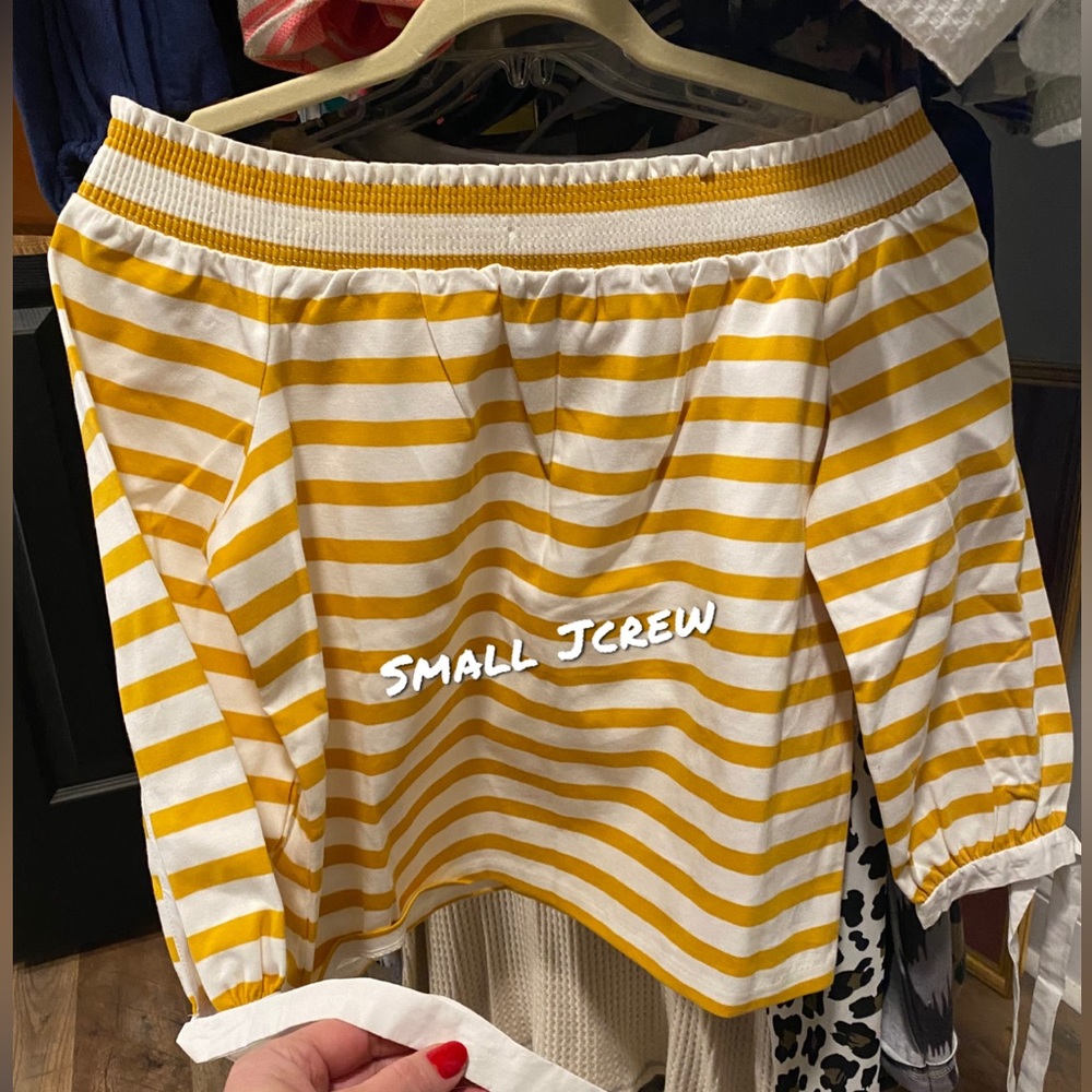 Jcrew small off or on shoulder top.